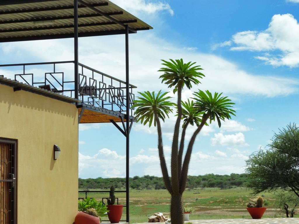 Ovita Wildlife Restcamp Okazize Exterior photo